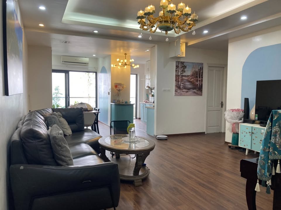 Căn hộ 17T7 Hoàng Đạo Thúy 83m² giá 8.XX tỷ - Nội thất cao cấp, sẵn sàng vào ở!