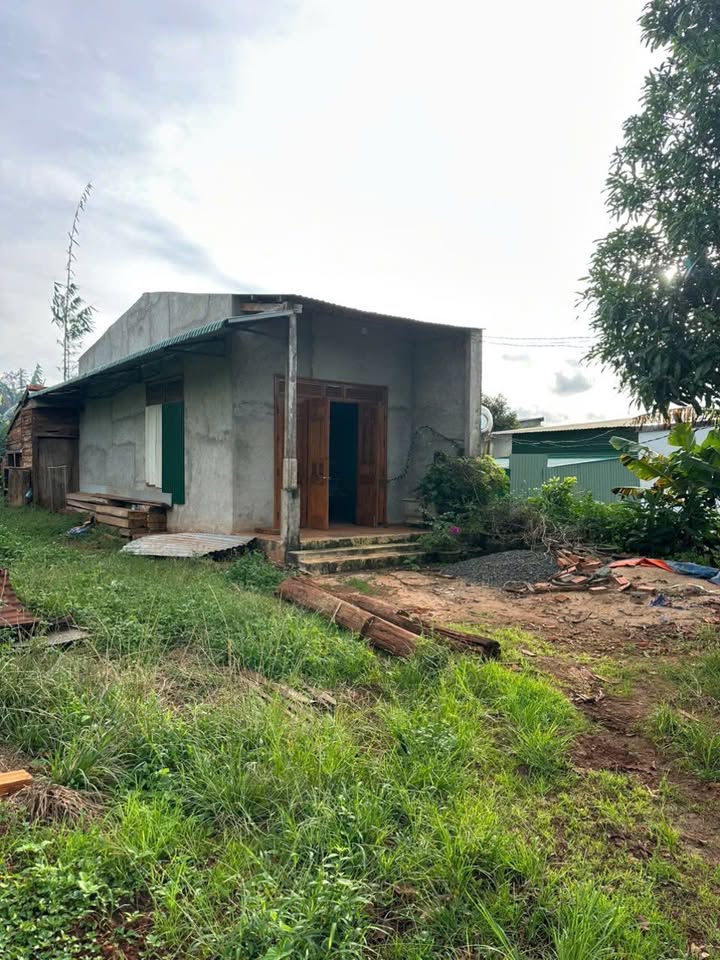 Nhà mới xây tại Ea Drăng, Đắk Lắk, 135m² chỉ 545 triệu - Cơ hội vàng cho bạn!