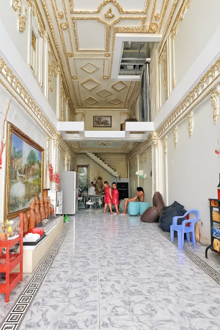 Nhà phố FrontHouse 5 tầng tại Quận 6, 25m² giá 9 tỷ - Sổ hồng chính chủ!