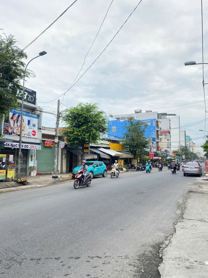 Nhà mặt tiền Phạm Văn Bạch, Quận Tân Bình 115m² giá 18.5 tỷ - Tiện xây mới kinh doanh