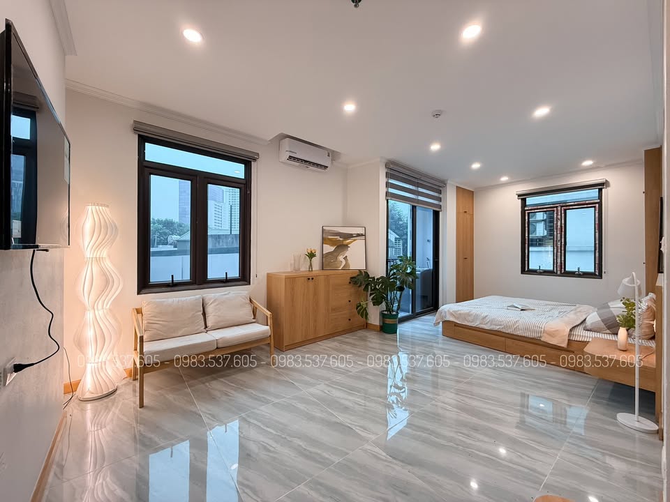 Căn hộ cho thuê tại Kim Mã, Ba Đình - Full nội thất, ban công thoáng mát!