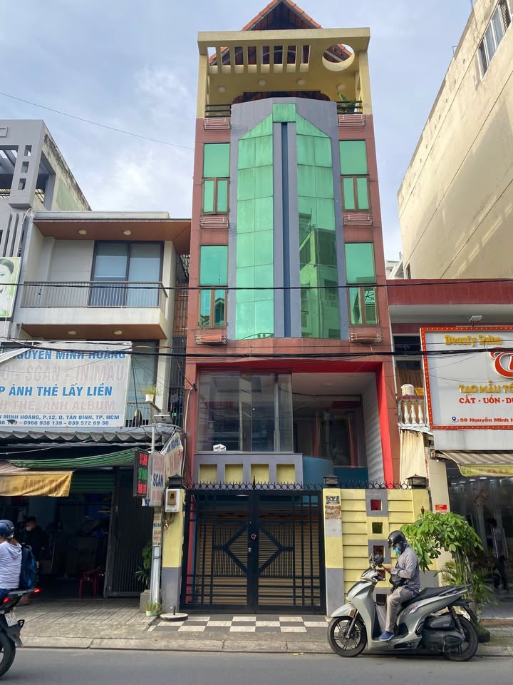 Nhà Mặt Tiền Kinh Doanh Tại Nguyễn Minh Hoàng, Tân Bình 80m² - Đầu Tư Sinh Lời!
