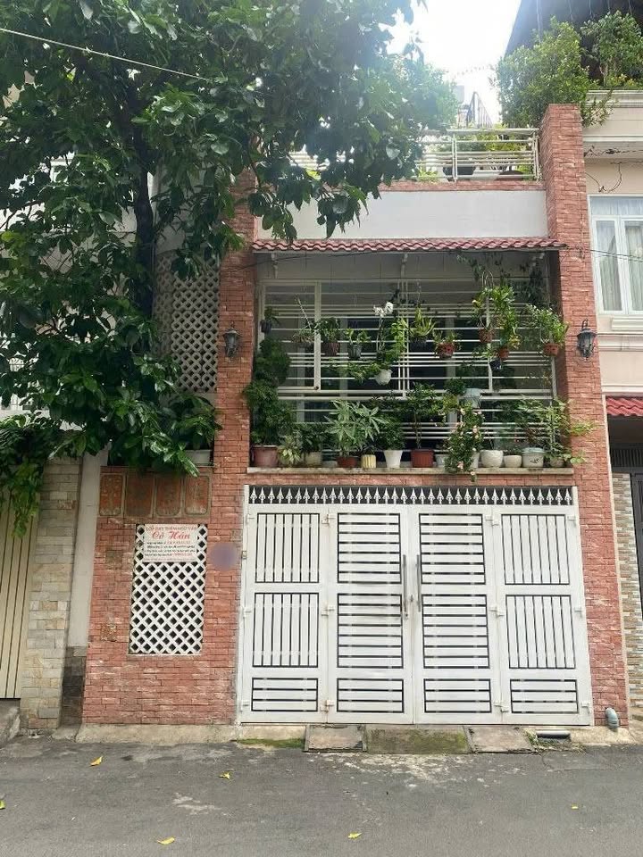 Nhà hẻm xe hơi 330 Nguyễn Trọng Tuyển, Tân Bình 138m² - Kinh doanh ngay!