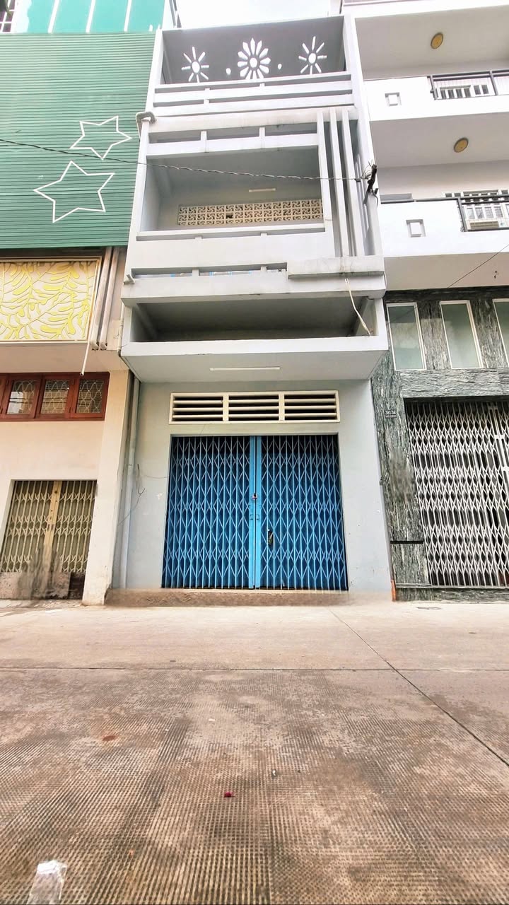 Nhà hẻm Nguyễn Thị Minh Khai Quận 3, 58.8m² giá 20 tỷ - Gần mặt tiền, ô tô vào nhà!