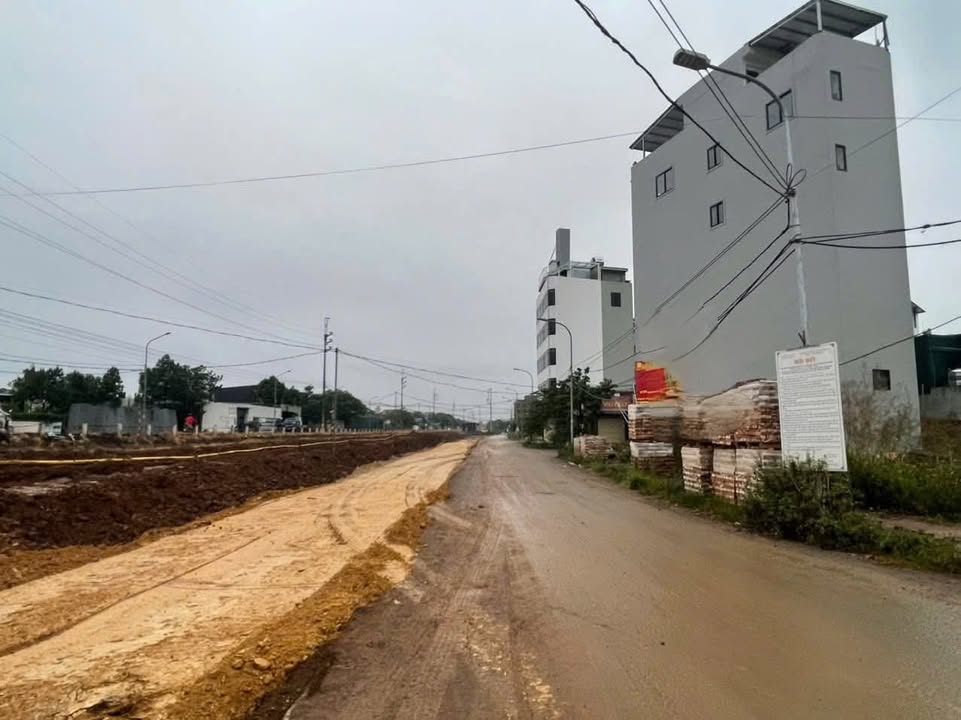 Đất mặt tiền 49.8m² tại Sơn Đồng, Hoài Đức giá chỉ 6 tỷ - Cơ hội đầu tư hấp dẫn!