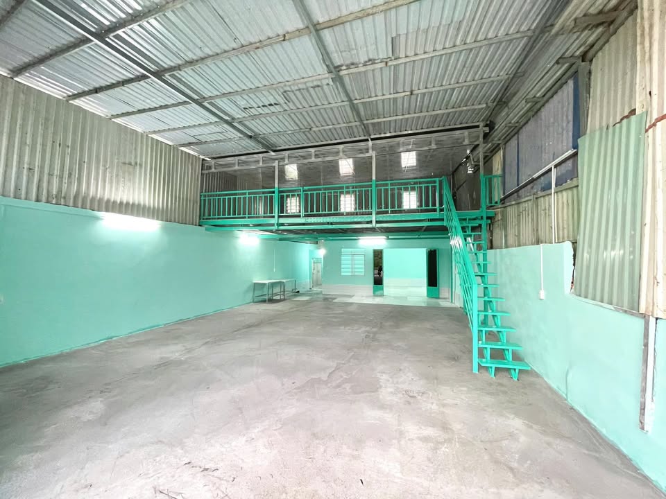 Mặt bằng cho thuê 100m² An Phú, Quận 2 - Gác lửng, mặt tiền đường lớn!