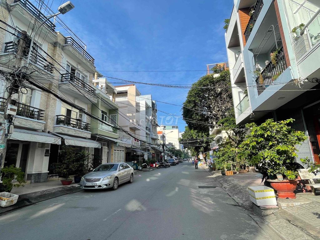 Bán nhà đường số 10, Phường Tân Kiểng, Quận 7 - Diện tích 80m², giá 15.8 tỷ - Chính chủ, sổ hồng đầy đủ!