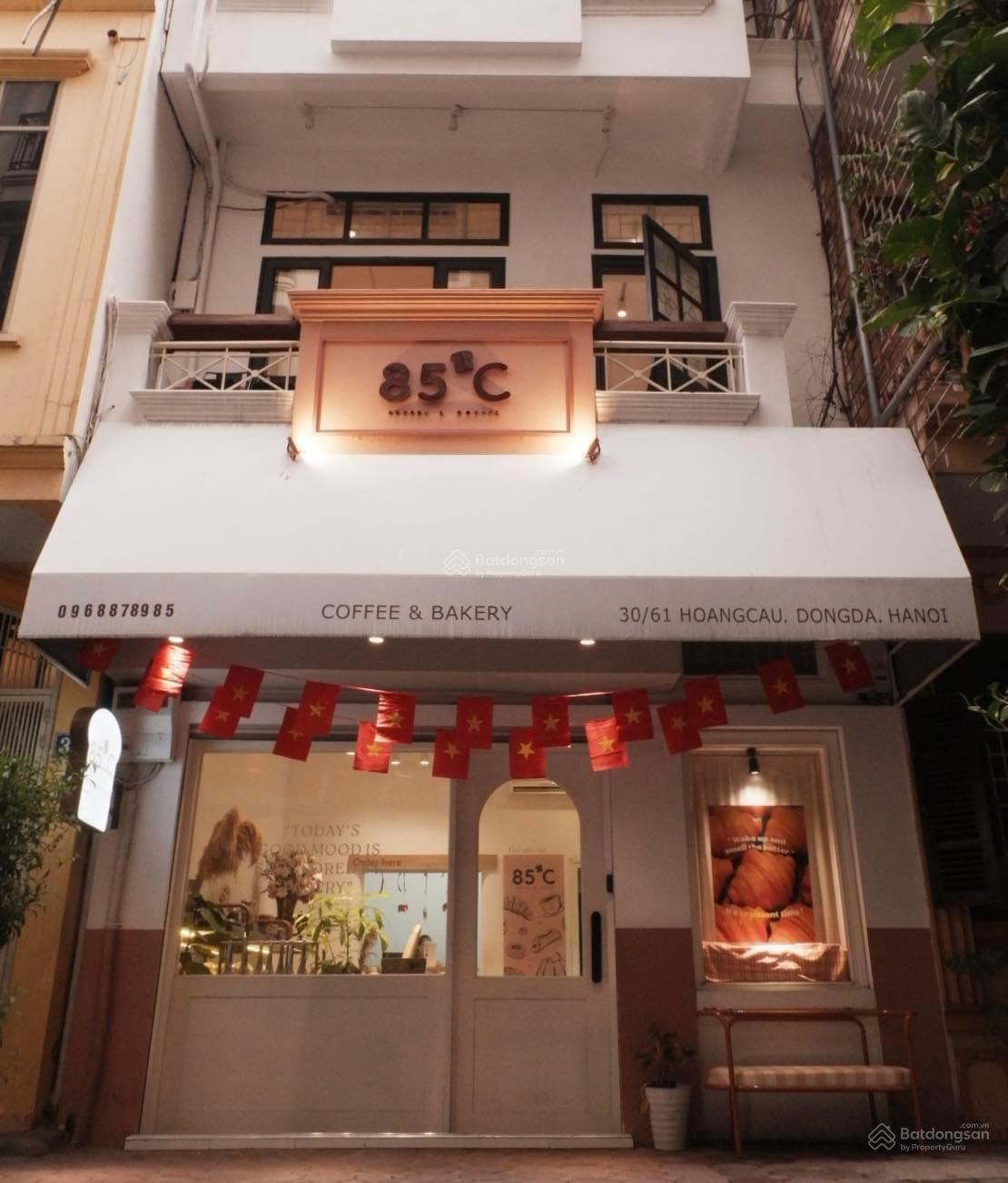 Cửa hàng bánh tâm huyết 42m² tại Đống Đa - Sang nhượng toàn bộ với giá siêu rẻ!