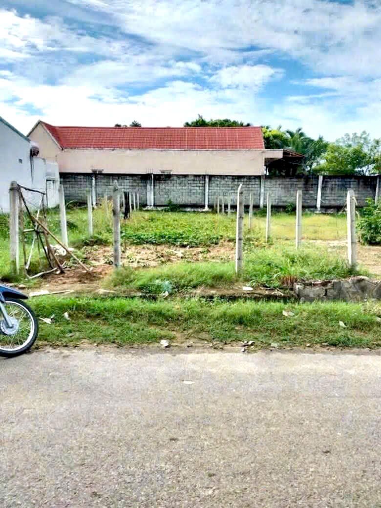 Bán gấp lô đất mặt tiền đường Lê Chí Dân 125m² giá 1.7 tỷ - Sổ hồng riêng, thổ cư 100%