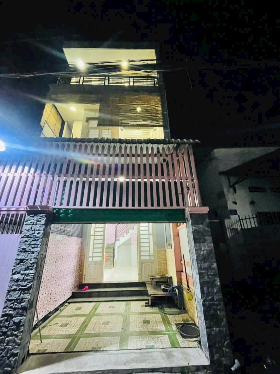 Cho thuê nhà 1T2L góc 2MT hẻm xe hơi P. Linh Tây 90m² chỉ 7 triệu