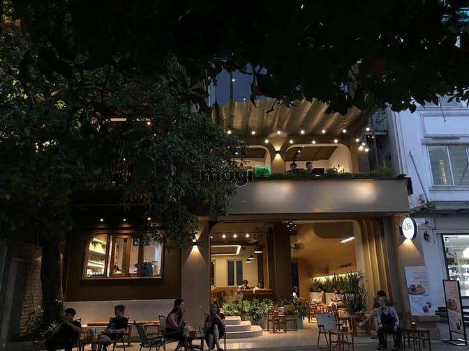 Nhà mặt phố Nguyễn Đình Thi, Tây Hồ 100m² giá 80 triệu - Mặt tiền 15m siêu đẹp!