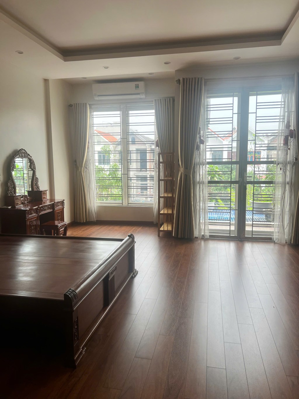 Bán nhà 3,5 tầng mặt tiền Lý Anh Tông, Bắc Ninh 87,5m² - Full nội thất sang trọng!