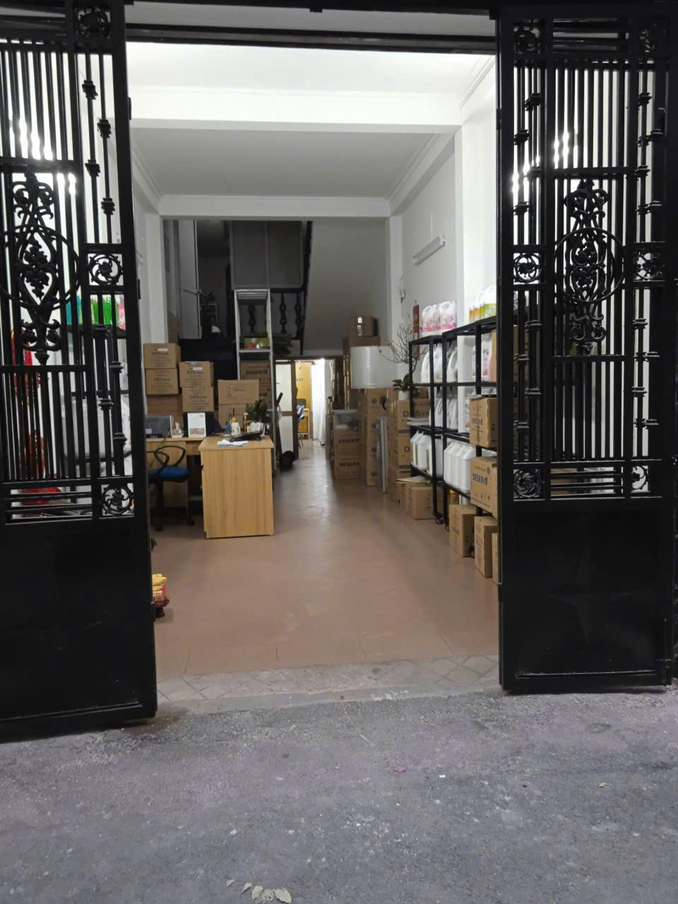 Cho thuê văn phòng tầng 1 phố Ngụy Như Kon Tum, Thanh Xuân - 60m² giá 9 triệu/tháng