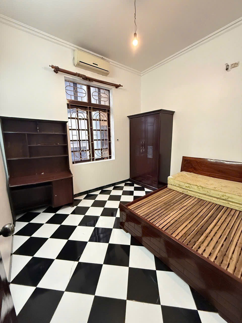 Bán gấp nhà Triều Khúc 47m² giá 8.99 tỷ - Sổ đỏ chính chủ, thoáng mát