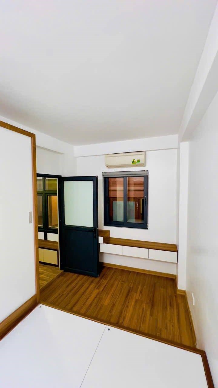 Bán nhà 5 tầng mặt tiền 7m phố Trường Chinh Đống Đa chỉ 7 tỷ - Nhà đẹp, vào ở ngay!