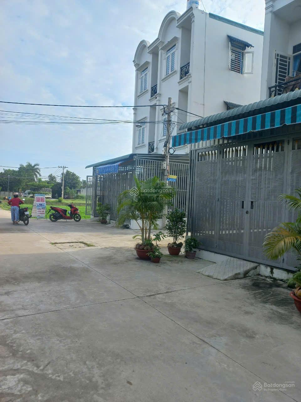 Cho Thuê Nhà Nguyên Căn Quận 12 Gần Cầu Dừa 60m² - Thiết Kế Hiện Đại, Giá Chỉ 5 Triệu/Tháng!