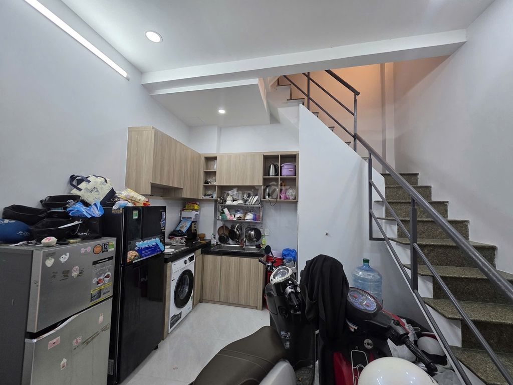 Nhà 69/ D2 Nguyễn Gia Trí, Q. Bình Thạnh 20m² giá 4.2 tỷ - Đầu tư lý tưởng!