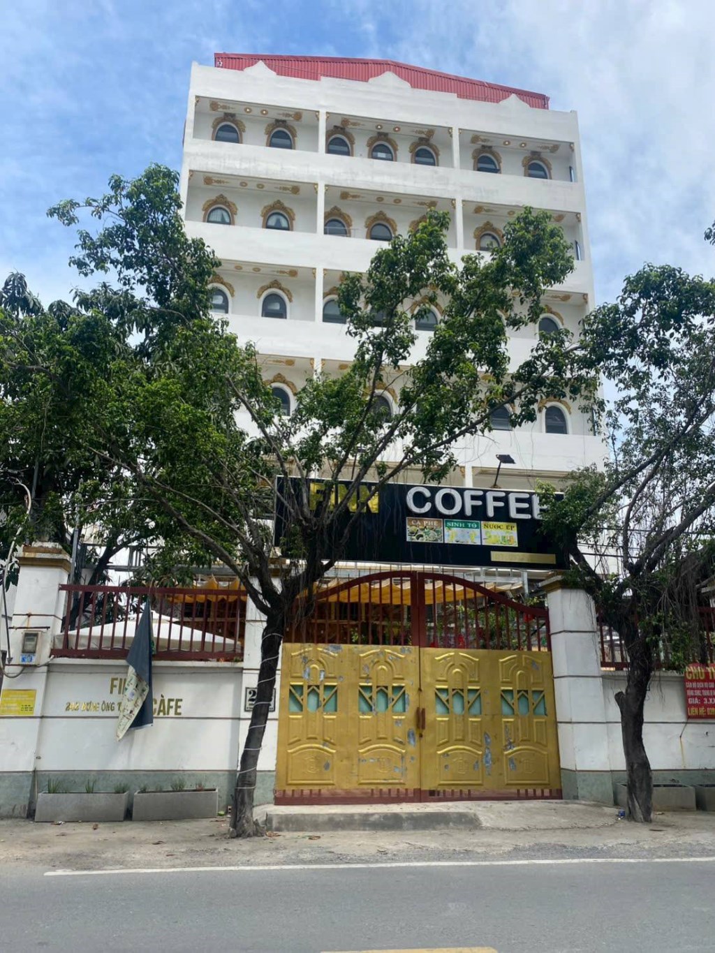 Bán tòa nhà 2 mặt tiền Quận 9, 991m² chỉ 65 tỷ - Thu nhập 200 triệu/tháng!