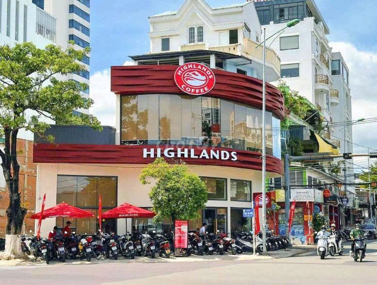 Nhà nguyên căn mặt tiền đường Ba Tháng Hai Quận 10 - Diện tích 260m², thiết kế đẹp, giá 110 triệu