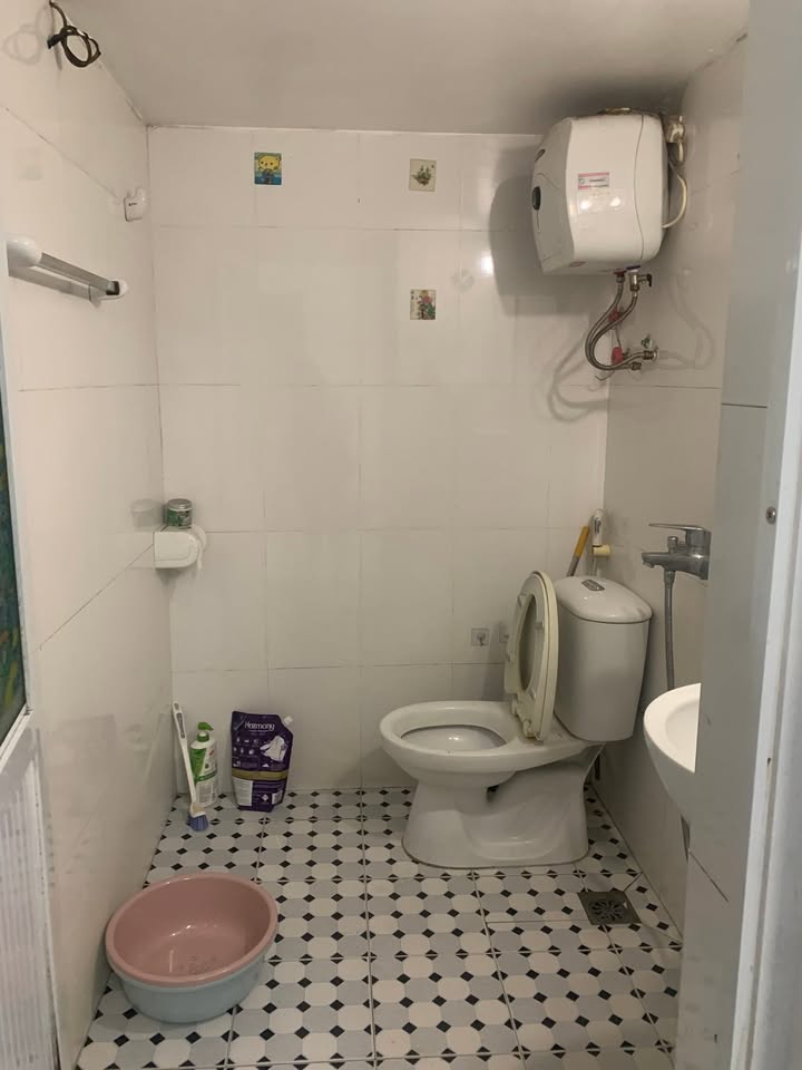 Phòng trọ cho thuê tại ngõ 2 Tân Triều, 25m² chỉ 2.5 triệu/tháng - Không gian thoáng mát, đầy đủ tiện nghi!