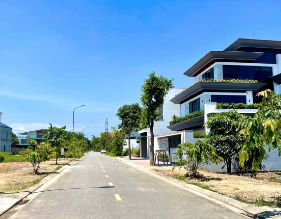 Bán đất biệt thự tổ 6, phường Hà Huy Tập, 252m² - Hướng Đông, đường 13.5m