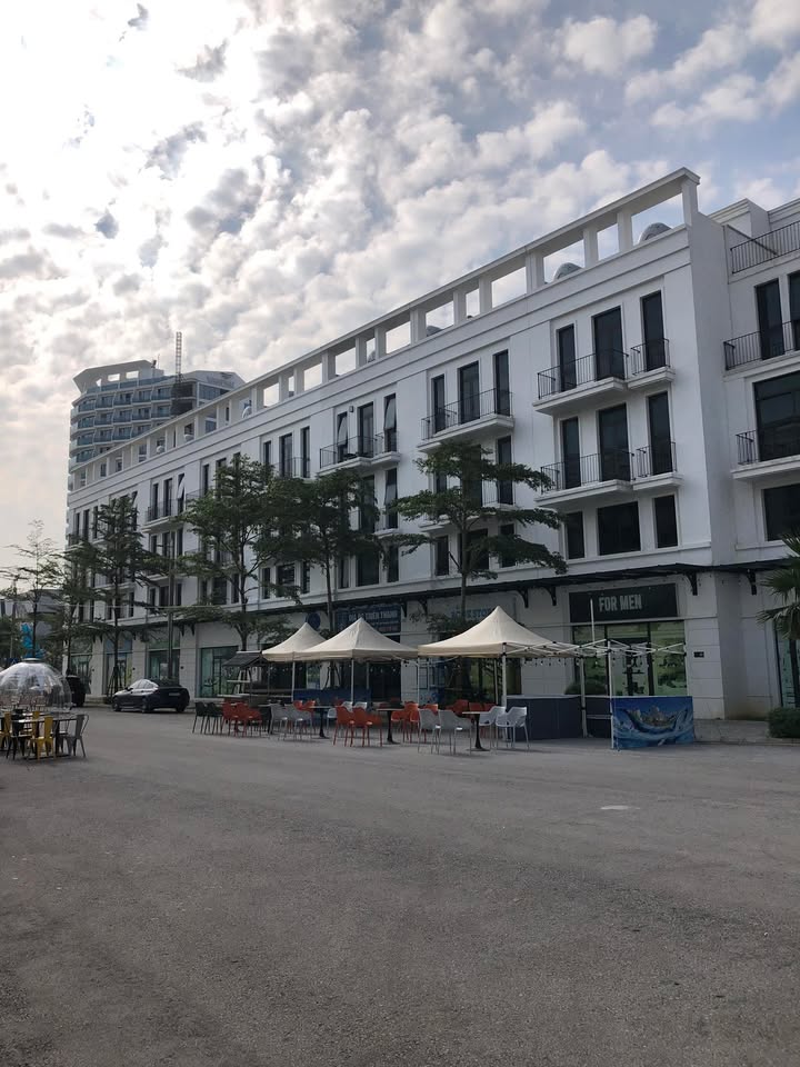 Townhouse Vlasta Sầm Sơn 84m² giá 5 tỷ - Gần biển chỉ 100m!