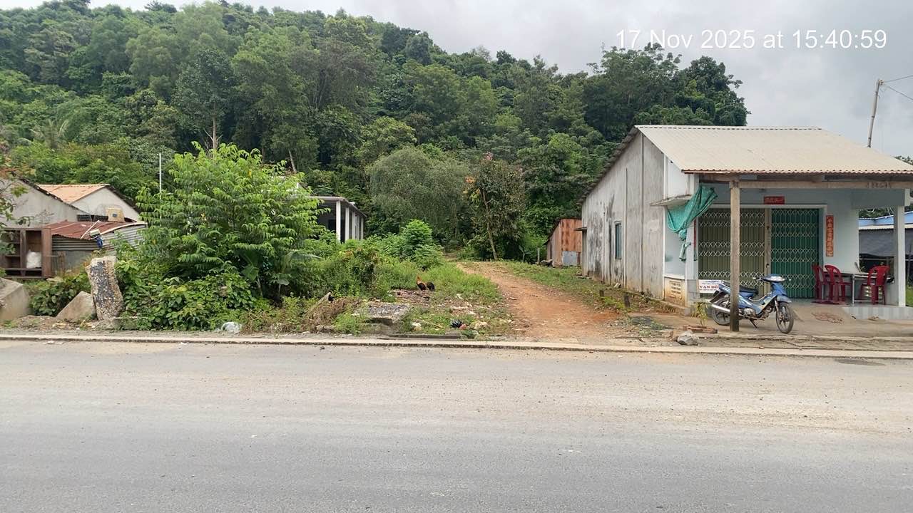 Đất nền mặt tiền đường DT 971, xã Kiên Lương 300m² giá 2 tỷ - Sổ hồng chính chủ!