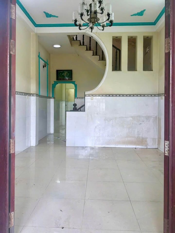 Nhà mặt tiền cho thuê tại Tân Tạo, Bình Tân 60m² giá 8 triệu - View bờ sông thoáng đãng!