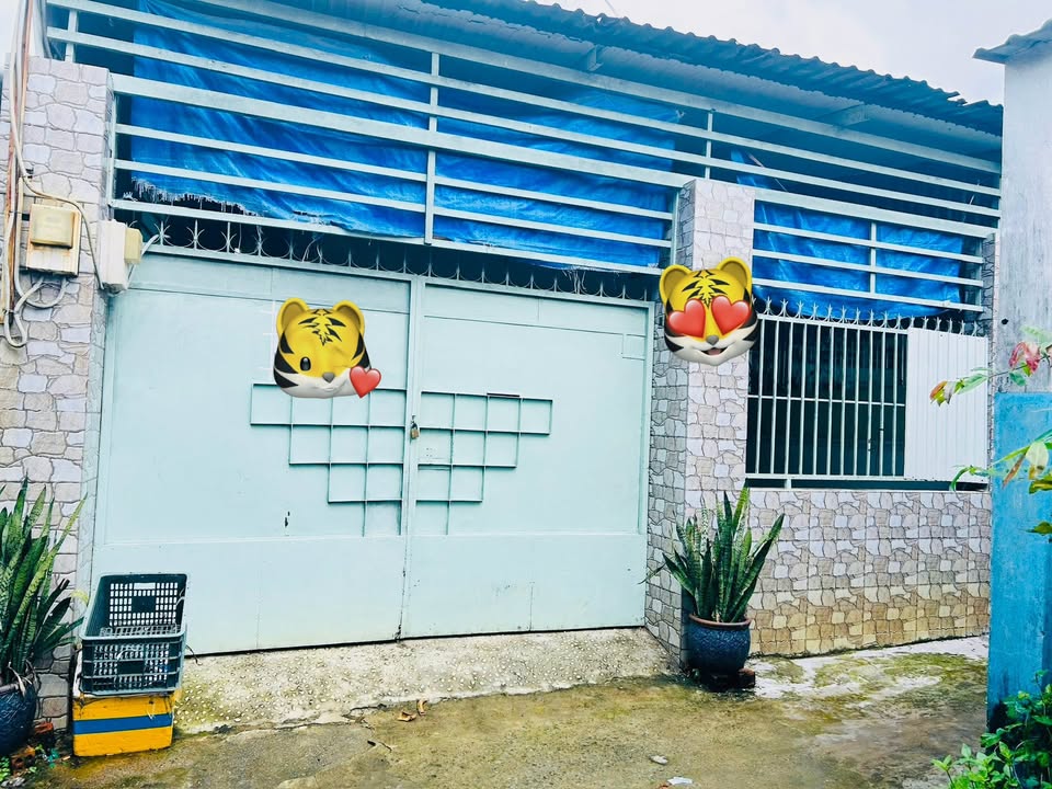 Nhà cấp 4 gác lửng đường ĐS9, quận 9, 104m² giá 3.9 tỷ - An cư lý tưởng!