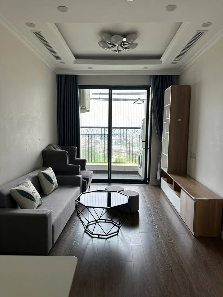 Căn hộ Sunshine Riverside Tây Hồ 62m² giá 14 triệu - Full đồ, view cầu Nhật Tân!