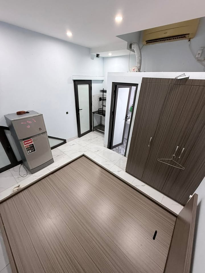 Căn hộ cho thuê ngõ 296 Lĩnh Nam 3.5 triệu - Nội thất đầy đủ, giờ giấc tự do!