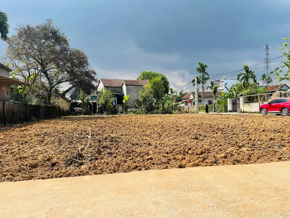 Đất nền Thanh Liên 145m² giá thỏa thuận - Vị trí đẹp, khu dân cư sầm uất!