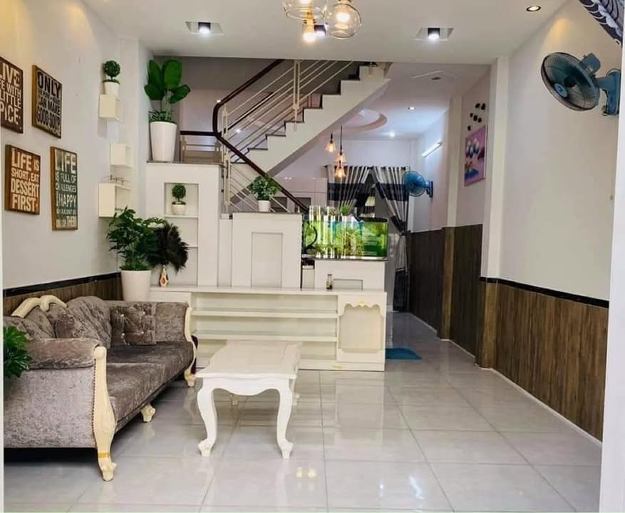 Nhà đẹp 4 tầng tại Hai Bà Trưng, Quận 3 - Diện tích 28m² - Giá chỉ 4.x tỷ!