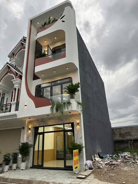 Nhà phố 3 tầng tại An Phú, Bình Dương 81m² giá 6.2 tỷ - Hoàn công chuẩn chỉnh, sẵn sàng vào ở!