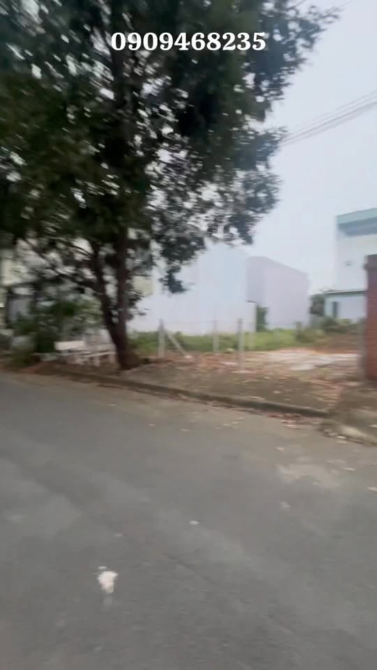 Bán đất nền 120m² đường Nguyễn Văn Tạo, Long Thới, Nhà Bè chỉ 5 tỷ - Vị trí thuận tiện!