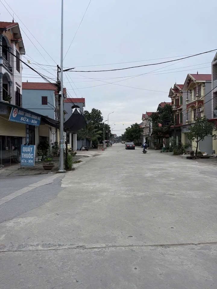 Đất thổ cư 98m² tại đường Nguyễn Cư Đạo, Thuận Thành - Giá chỉ 2.7 tỷ!