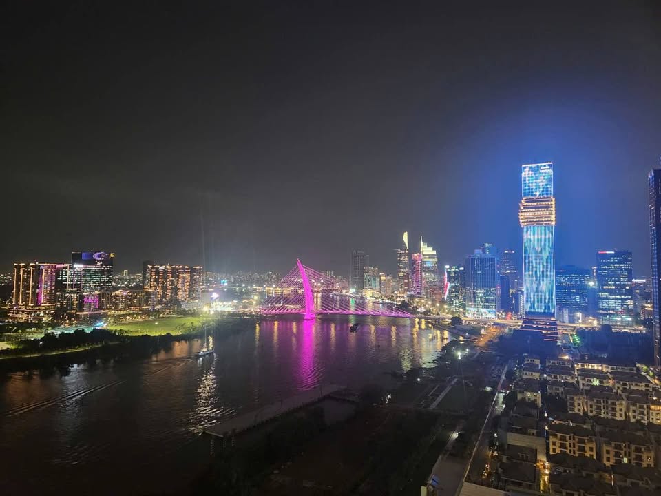 Căn hộ Vinhomes Central Park Bình Thạnh 78m² giá 27 tỷ - View sông tuyệt đẹp!