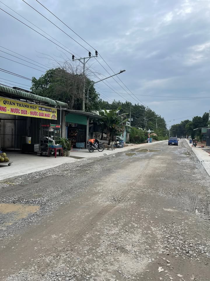 Bán đất Chánh Lưu - Bến Cát 60m² giá 1.5 tỷ - Kinh doanh mặt tiền đẹp!