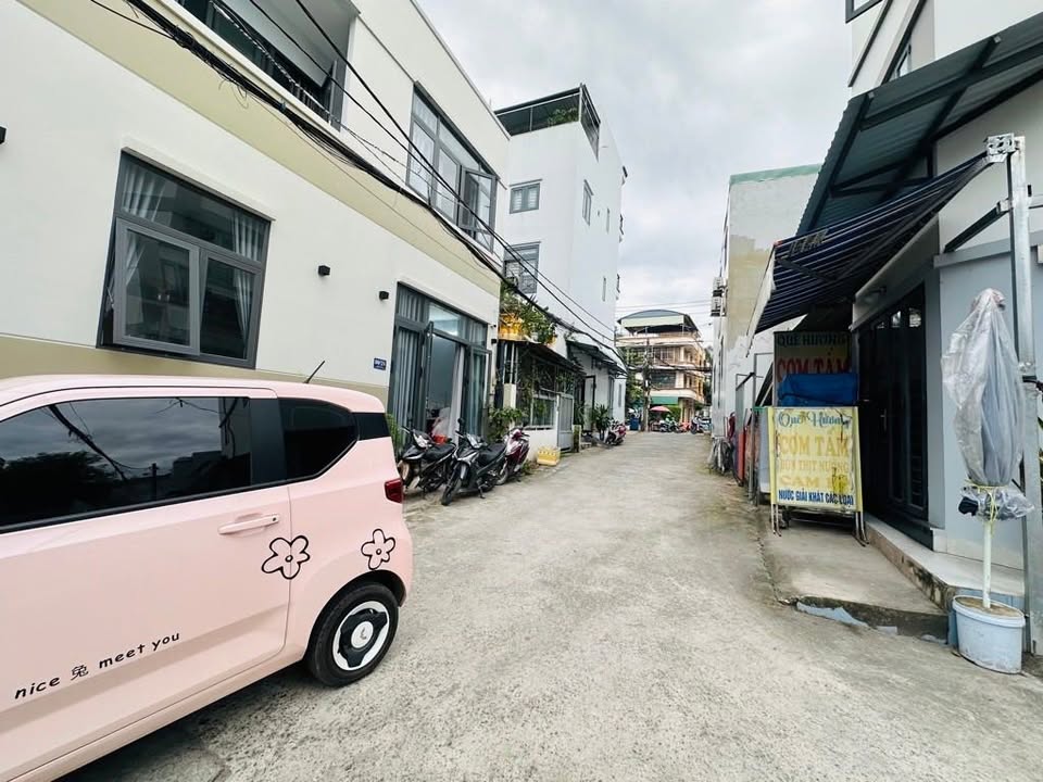 Lô đất đường Lã Xuân Oai, Thủ Đức 60m² giá 5.1 tỷ - Tiện xây mới ngay chợ!