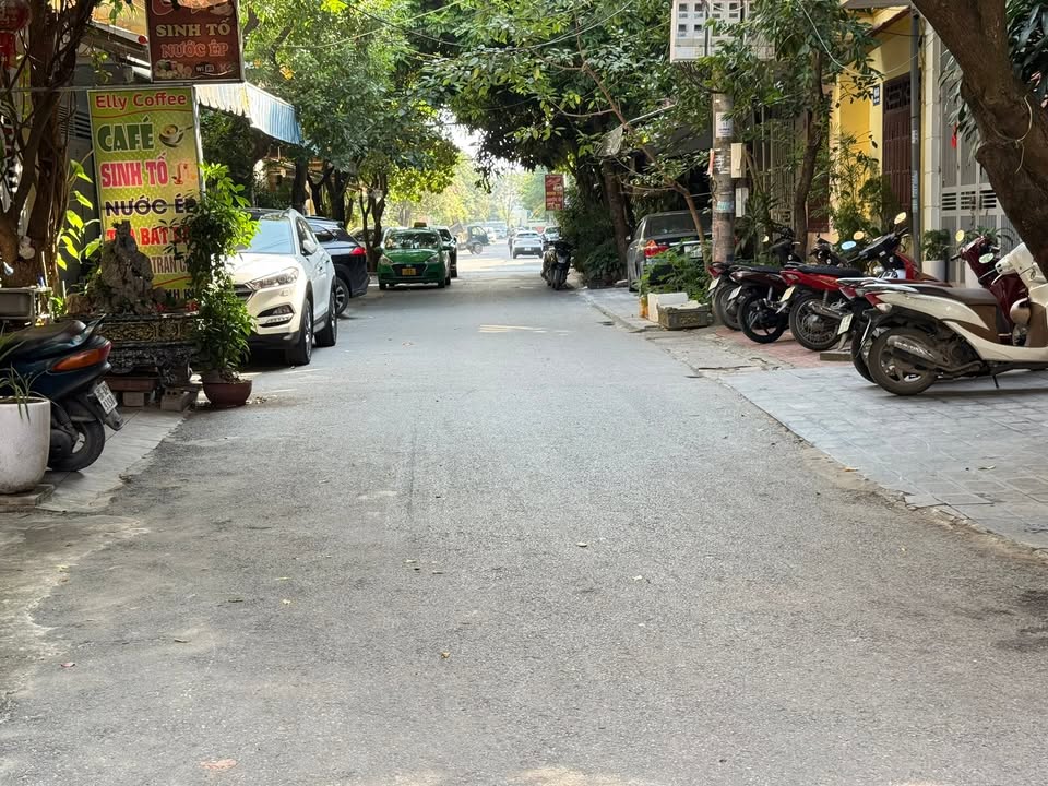 Nhà 2 tầng Ngọc Trạo 60m² giá 3.85 tỷ - Khu dân cư an ninh, tiện ích đầy đủ!