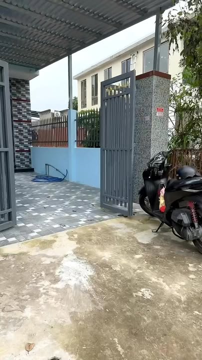 Nhà lầu mới xây 147.2m² tại Củ Chi - Kinh doanh đắc địa, giá 3.4 tỷ!