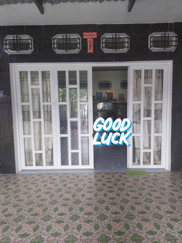 Nhà cấp 4 Hòa Bình, Chợ Mới 122m² giá 1.25 tỷ - Mặt tiền kinh doanh thuận lợi!