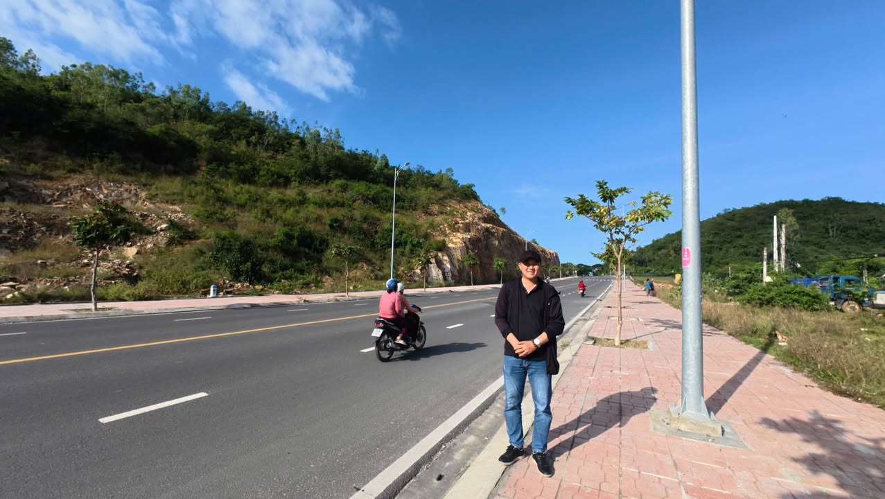 Đất thổ cư mặt tiền Phong Châu 110,2m² giá 4,55 tỷ - Cơ hội đầu tư hiếm có!