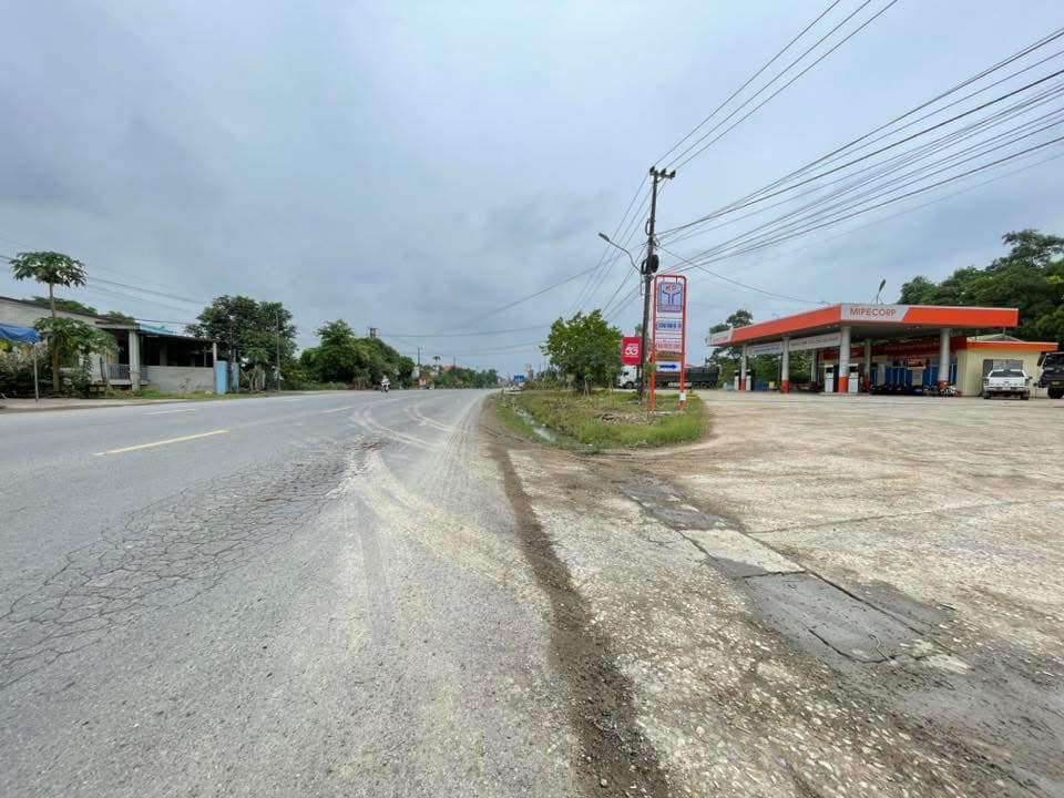 Mặt tiền đường Quốc Lộ 9 Cam Hiếu 175m² giá 1.1 tỷ - Cơ hội đầu tư vàng!