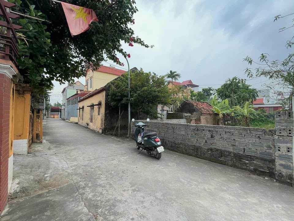 Bán đất Khu 4A, Thị trấn Cồn, Hải Hậu, 200m² - Sổ đỏ chính chủ, giá chỉ 1.7 tỷ!