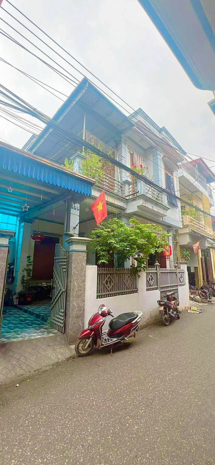 Nhà 2 tầng Ngư Lộc 111m² giá 4.995 tỷ - Vị trí đẹp, kinh doanh thuận lợi!