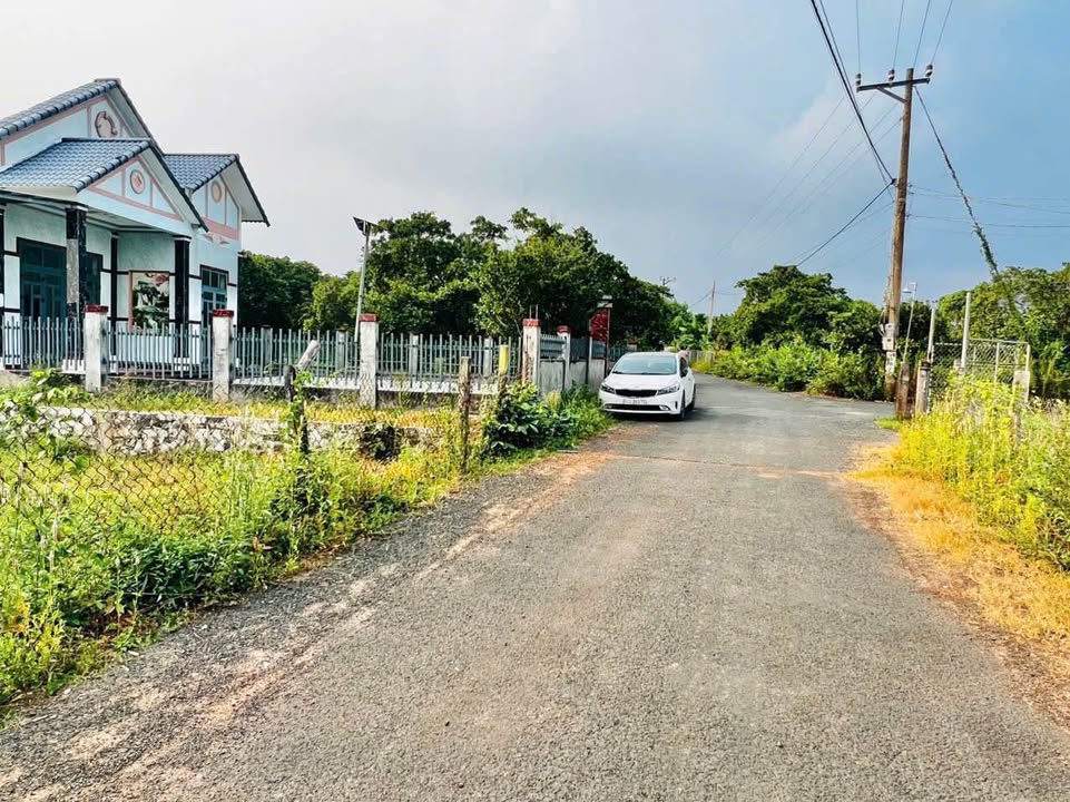 Đất nền Phước Tân - Xuyên Mộc 137.5m² giá 720 triệu - Mặt tiền nhựa, thông ra quốc lộ!