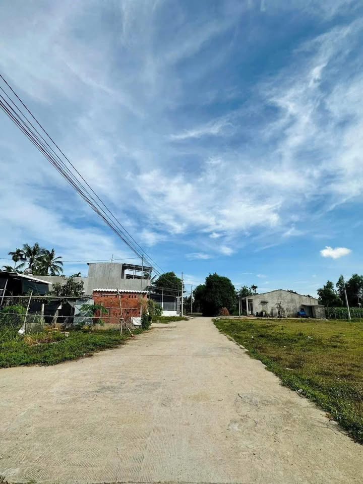 Đất nền Tịnh Phong Sơn Tịnh 114m² giá chỉ 500 triệu - Cơ hội đầu tư tuyệt vời!