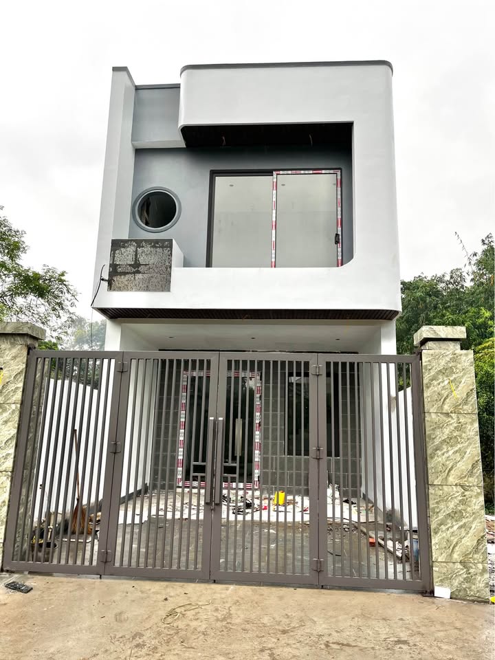 Nhà 2 tầng Phường Quan Triều 119m² giá 2.78 tỷ - Mặt tiền 5m, sân để ô tô