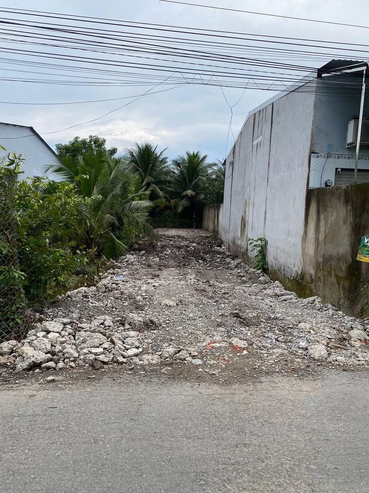 Đất mặt tiền đường 90C, phường Mỹ Phong, Mỹ Tho 198m² - Giá chỉ 1.65 tỷ, thương lượng!